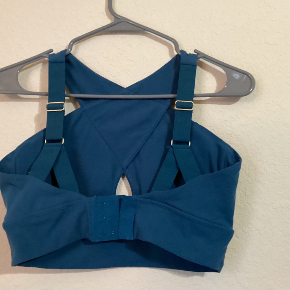 Final Reduction Buff Bunny Harmony Teal Blue Sports Bra Size: Medium - Picture 2 of 3